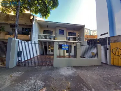 Sobrado com 5 Quartos para alugar, 170m² no Zona 07, Maringá