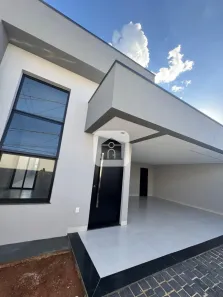 Casa com 3 Quartos à venda, 140m² no Santa Rosa, Uberlândia