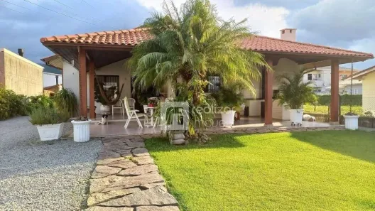 Fazenda/Sítio com 4 Quartos para venda ou aluguel, 1440m² no Aririú da Formiga, Palhoça