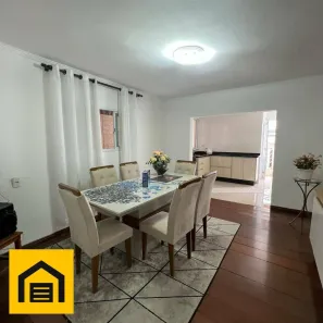 Casa com 3 Quartos à venda, 189m² no Jardim Aracy, Mauá