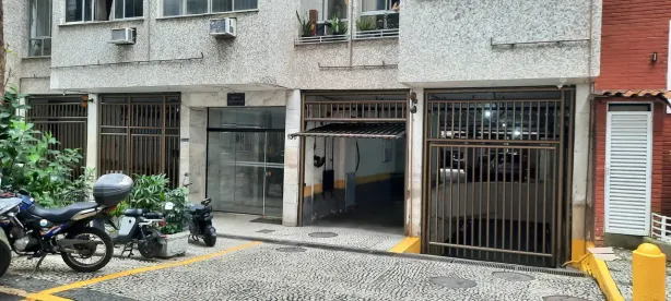 Apartamento com 2 Quartos para alugar, 45m² no Leme, Rio de Janeiro