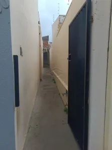 Casa com 1 Quarto para alugar, 30m² no Jardim Cruzeiro do Sul, Bauru
