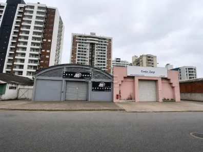 Galpão/Depósito/Armazém à venda, 1015m² no Barreiros, São José