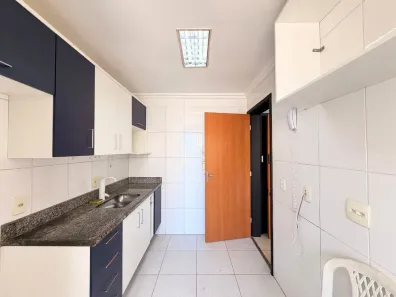 Apartamento com 2 Quartos para alugar, 68m² no Ponta Negra, Manaus