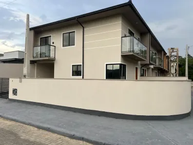 Sobrado com 3 Quartos à venda, 99m² no Forquilhas, São José