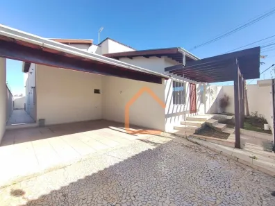 Casa com 4 Quartos para alugar, 306m² no Residencial Santa Rita II, Pouso Alegre