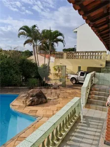 Casa com 3 Quartos à venda, 330m² no Jardim do Sol, Sorocaba
