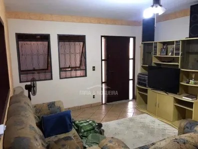 Casa com 3 Quartos à venda, 203m² no Vila Martins, Rio Claro