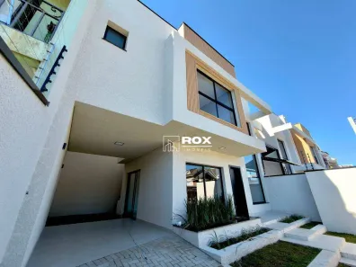Sobrado com 3 Quartos para alugar, 115m² no São Braz, Curitiba