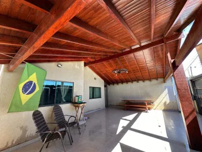 Casa com 2 Quartos à venda, 122m² no Jardim Colibrí, Campo Grande