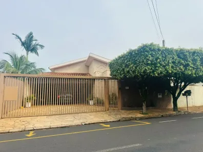 Casa com 3 Quartos à venda, 227m² no Parque Residencial Comendador Mançor Daud, São José do Rio Preto