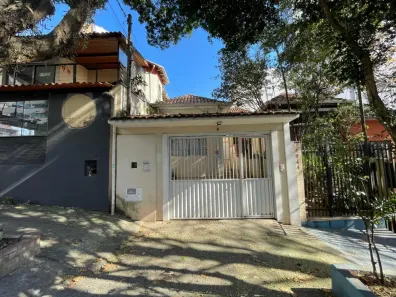 Casa com 3 Quartos à venda, 130m² no Vila Pompéia, São Paulo