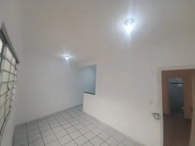 Casa com 1 Quarto para alugar, 35m² no Americanópolis, São Paulo