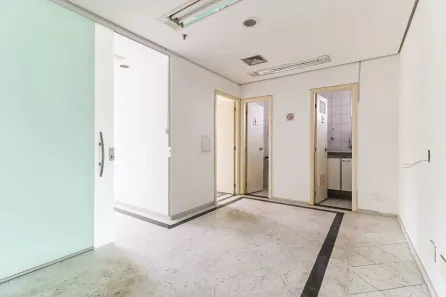 Ponto Comercial para alugar, 46m² no Liberdade, São Paulo