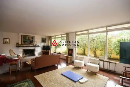 Casa com 4 Quartos à venda, 363m² no Vila Madalena, São Paulo
