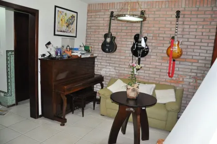 Casa com 3 Quartos à venda, 153m² no Rebouças, Curitiba