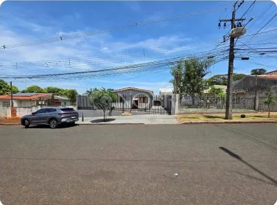 Casa com 6 Quartos à venda, 197m² no Jardim Alvorada, Maringá
