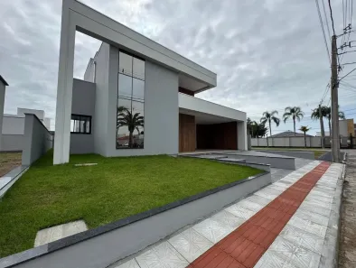 Casa de Condomínio com 3 Quartos à venda, 360m² no Centro, Tijucas