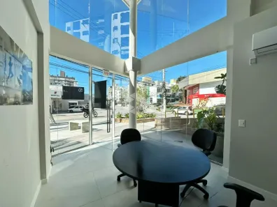Ponto Comercial à venda, 80m² no Trindade, Florianópolis