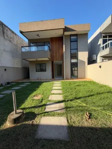 Casa de Condomínio com 3 Quartos para alugar, 180m² no Vargem Pequena, Rio de Janeiro