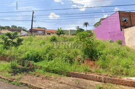 Lote/Terreno à venda, 450m² no Coroados, Londrina