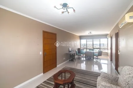 Apartamento com 3 Quartos para alugar, 110m² no São João, Porto Alegre