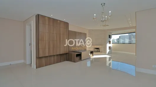 Apartamento com 3 Quartos para alugar, 131m² no Ahú, Curitiba