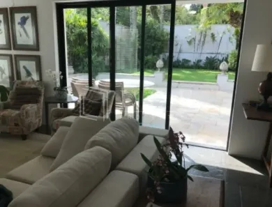 Casa com 4 Quartos à venda, 600m² no Jardim Leonor, São Paulo