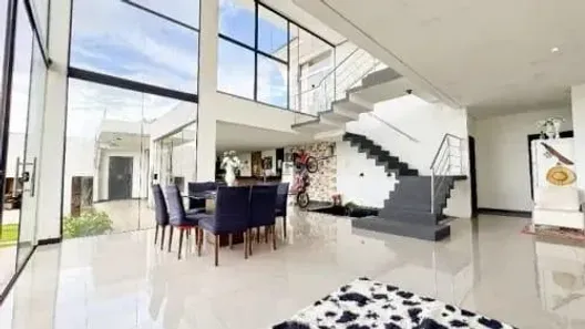 Casa de Condomínio com 5 Quartos à venda, 690m² no Região dos Lagos, Brasília