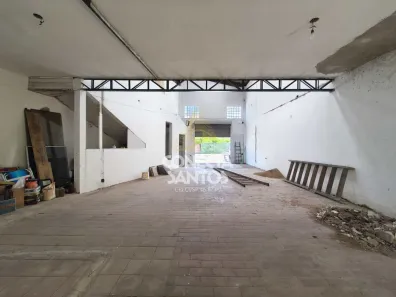 Galpão/Depósito/Armazém para venda ou aluguel, 305m² no Macuco, Santos
