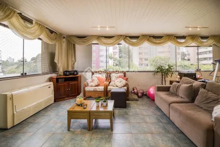 Apartamento com 3 Quartos à venda, 180m² no Chácara das Pedras, Porto Alegre
