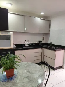 Sobrado com 3 Quartos à venda, 168m² no Charqueadas, Caxias do Sul