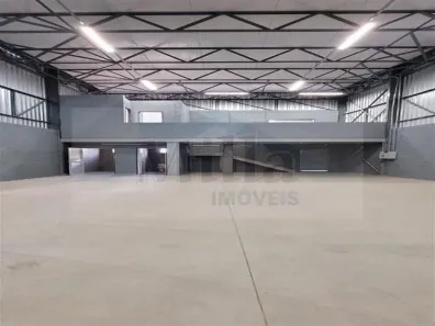 Galpão/Depósito/Armazém para alugar, 318m² no Taboão, Diadema