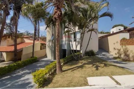 Casa de Condomínio com 3 Quartos para alugar, 300m² no Villaggio Capríccio, Louveira