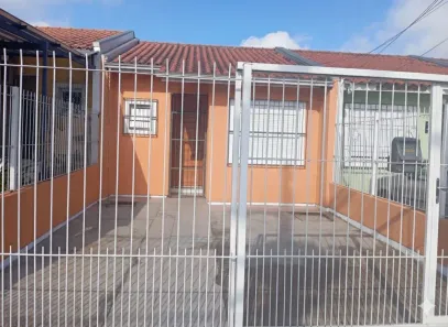 Casa com 2 Quartos à venda, 125m² no Restinga, Porto Alegre