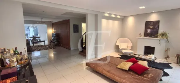 Casa com 3 Quartos para alugar, 282m² no Jardim Paulista, São Paulo