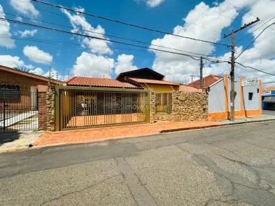 Casa com 3 Quartos à venda, 283m² no Centro, Araraquara