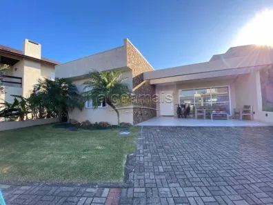 Casa de Condomínio com 5 Quartos à venda, 250m² no XANGRI-LÁ, Xangri-lá