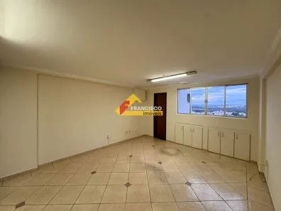 Sala Comercial para alugar, 48m² no Centro, Divinópolis