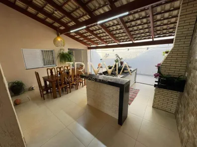 Casa com 3 Quartos à venda, 160m² no Taiaman, Uberlândia
