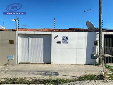 Casa com 2 Quartos para alugar, 63m² no , Itaitinga