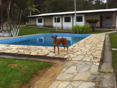Fazenda/Sítio com 4 Quartos para alugar, 5000m² no Itaoca, Guararema
