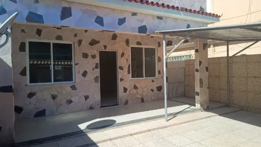 Casa com 2 Quartos para alugar, 75m² no Jardim Sulacap, Rio de Janeiro