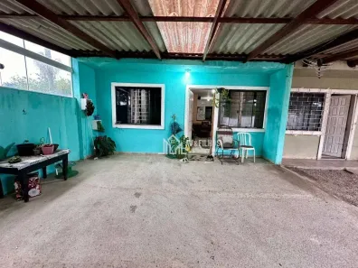 Casa com 2 Quartos à venda, 52m² no Vila Juliana, Piraquara