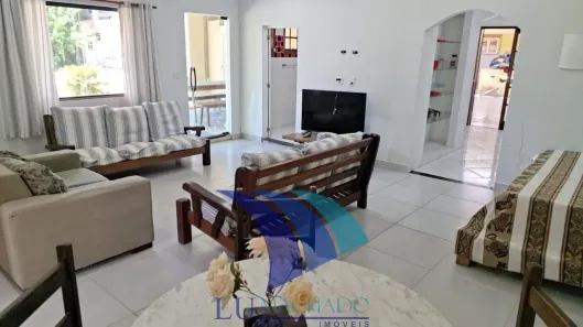 Casa com 2 Quartos para alugar, 80m² no Ogiva, Cabo Frio