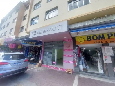 Ponto Comercial para alugar, 65m² no Várzea, Teresópolis