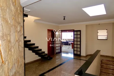 Sobrado com 3 Quartos à venda, 700m² no Vila Metalúrgica, Santo André