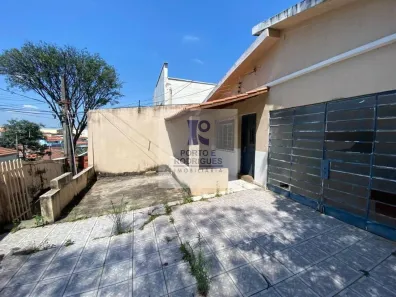 Casa com 3 Quartos à venda, 200m² no Vila Marieta, Campinas