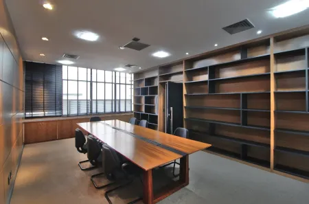 Prédio Comercial para alugar, 585m² no Anhangabaú, Jundiaí
