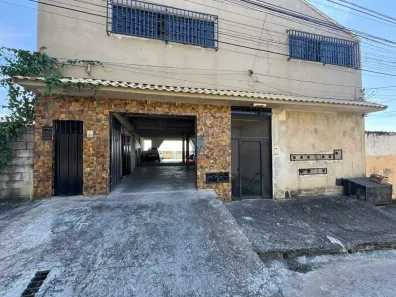 Casa com 4 Quartos para alugar, 175m² no Califórnia, Belo Horizonte